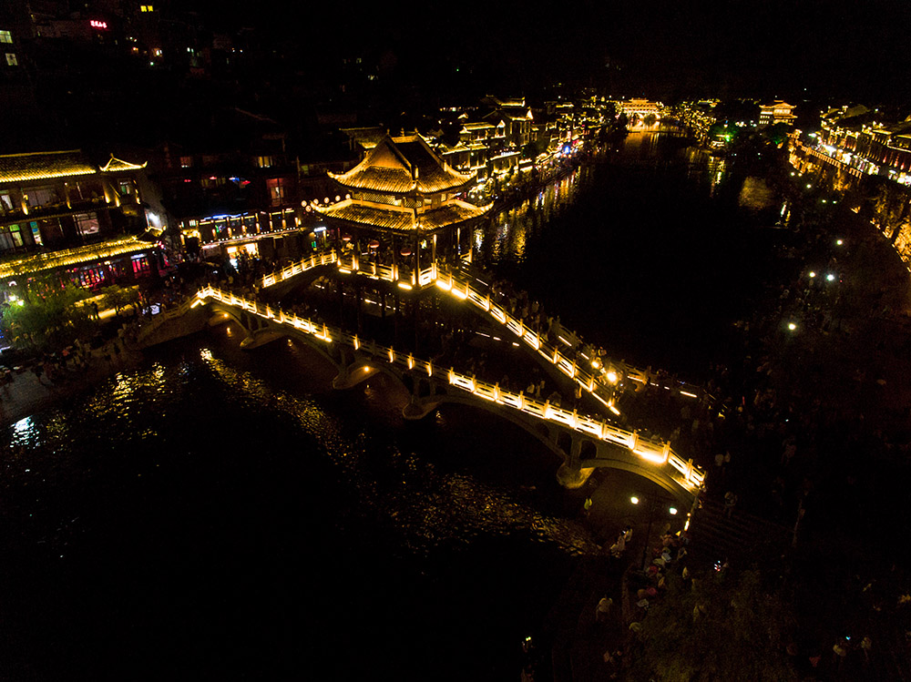 20230806531614.jpg 9.鳳凰風、雪、雨、霧橋 配圖4.jpg